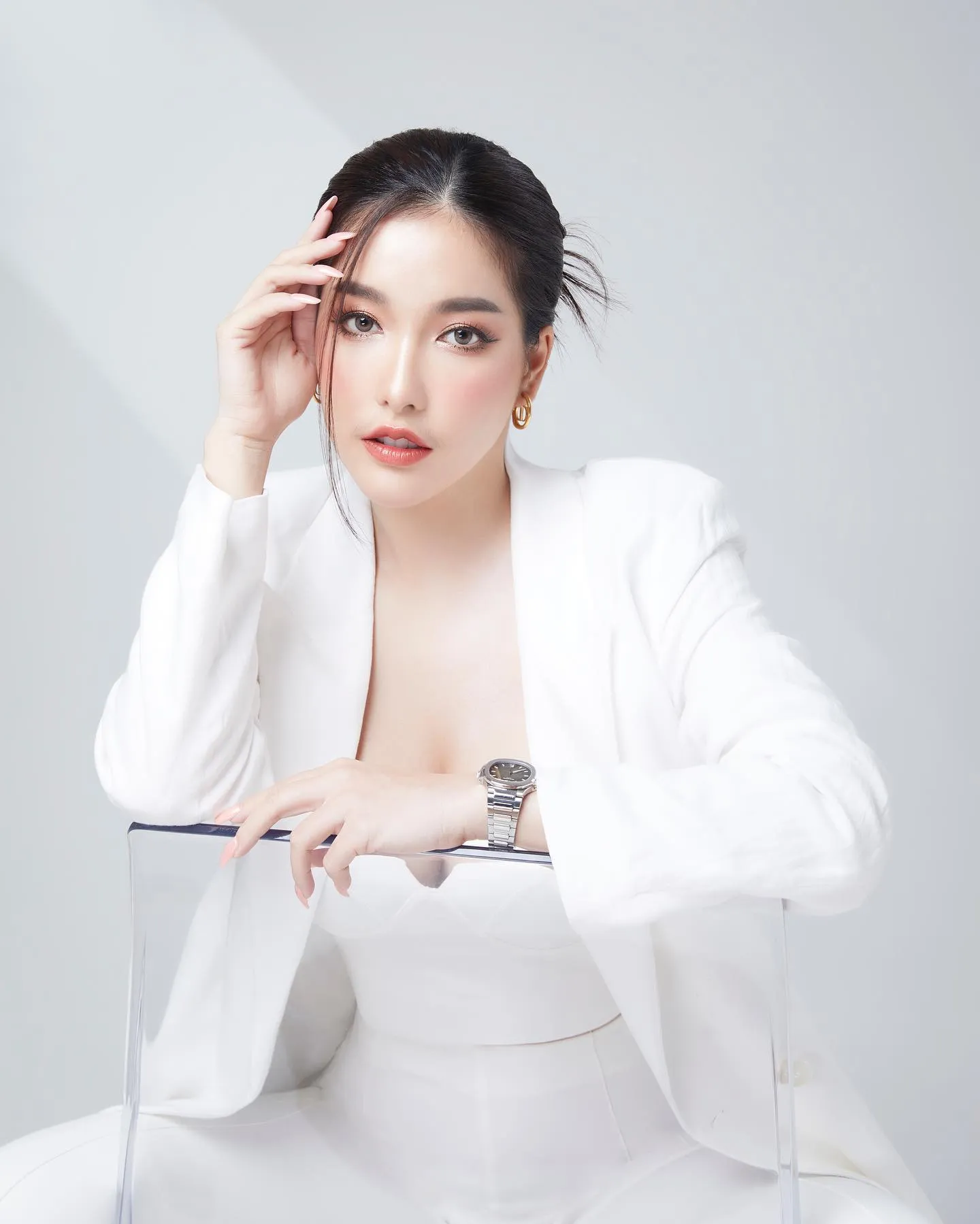 ใบเฟิร์น พริตตี้สาวสวยเซ็กซี่ขยี้ใจชายละลายตามๆ กัน 33