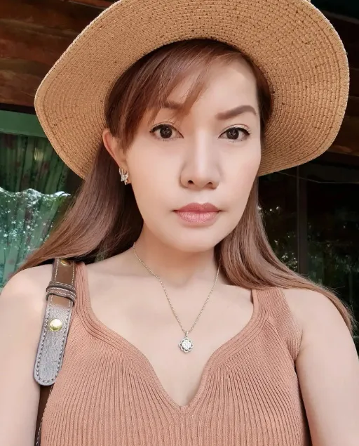 มาดาม เปิ้ล ผู้สมัคร ส.ส.ปชป สุโขทัย เขาคือ ใคร ? 6