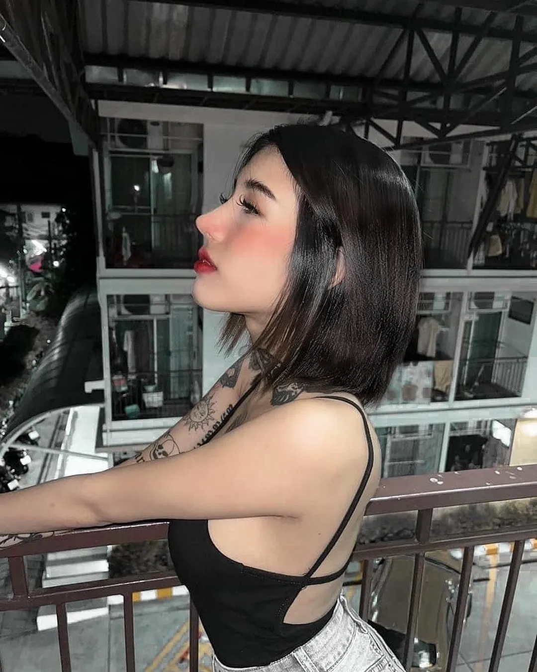 Cornne น้องคอนเน่ ชื่อน่ากิน ลุคสุดเท่ แบบสาวสายแซ่บ 7