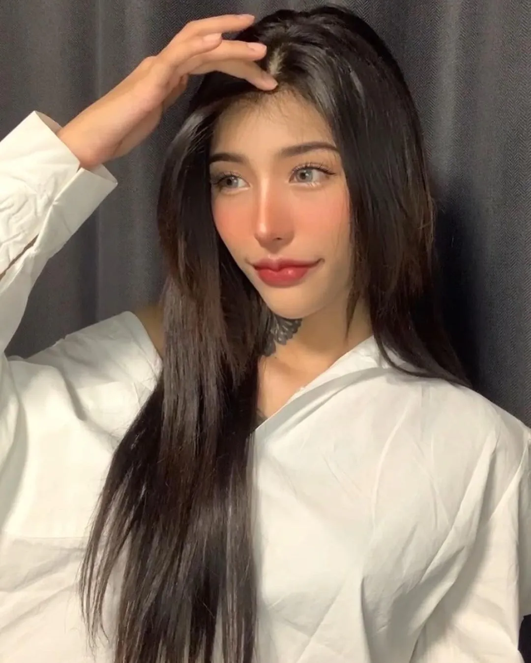Cornne น้องคอนเน่ ชื่อน่ากิน ลุคสุดเท่ แบบสาวสายแซ่บ 10