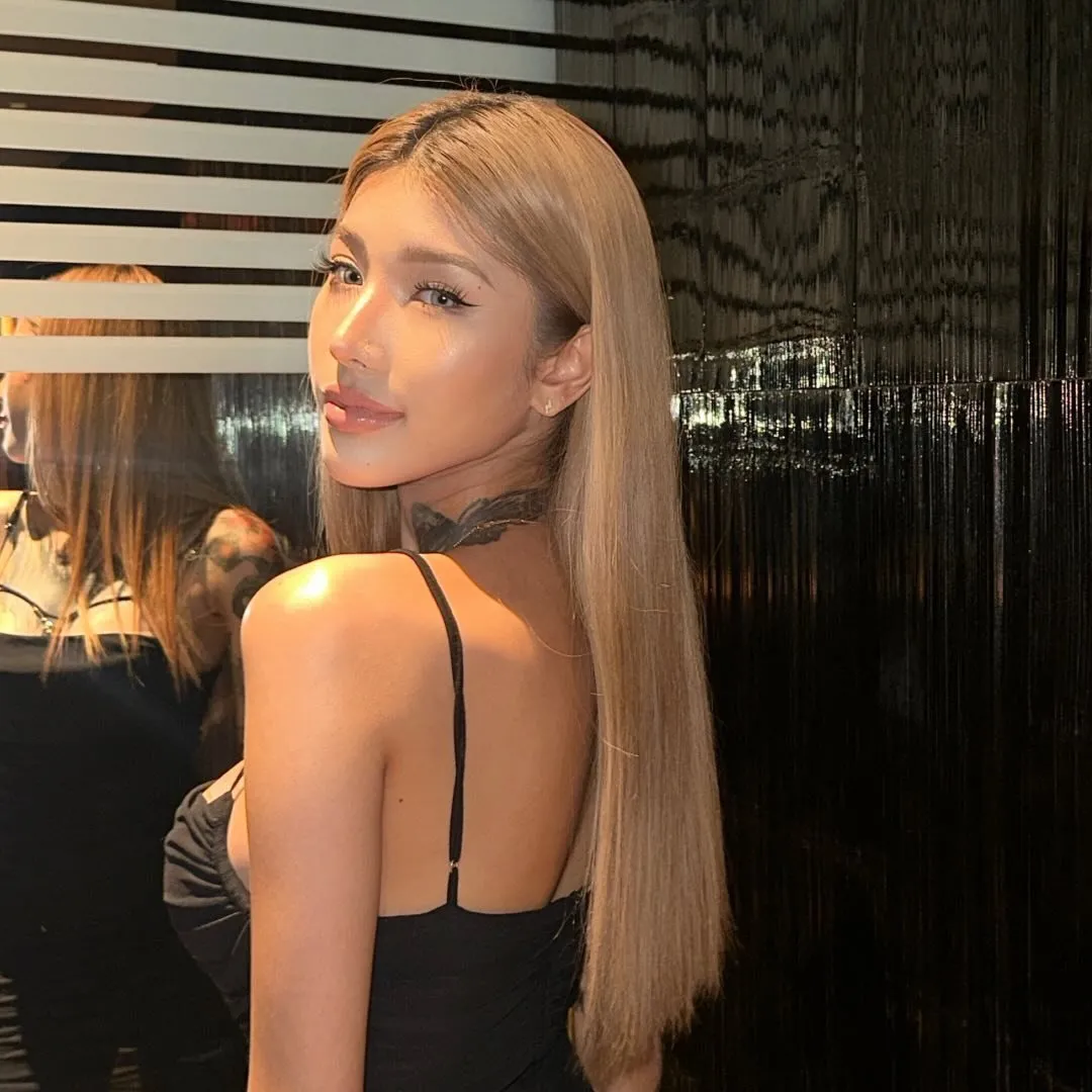 Cornne น้องคอนเน่ ชื่อน่ากิน ลุคสุดเท่ แบบสาวสายแซ่บ 38