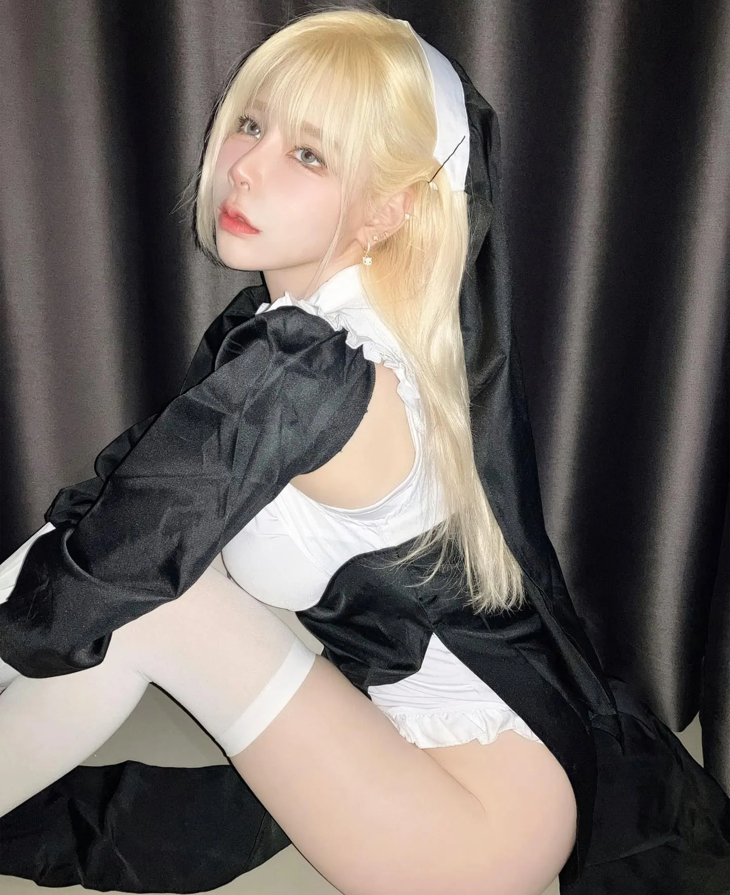 แป้งสามป๋องซาว เน็ตไอดอลสาวจากอุดร ขาว สวย มาแนวเซ็กซี่ใสๆ 18+ 16