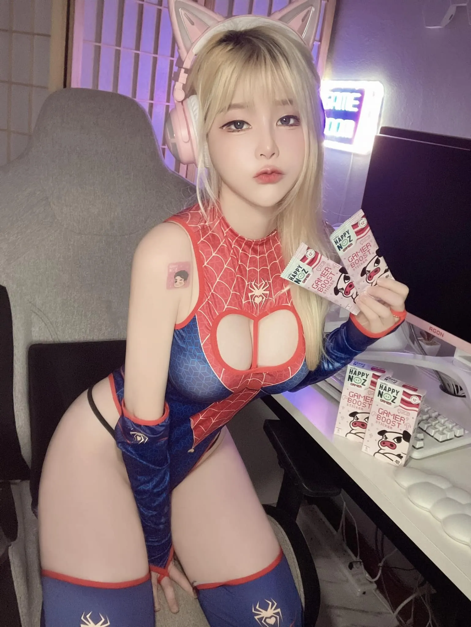 แป้งสามป๋องซาว เน็ตไอดอลสาวจากอุดร ขาว สวย มาแนวเซ็กซี่ใสๆ 18+ 26
