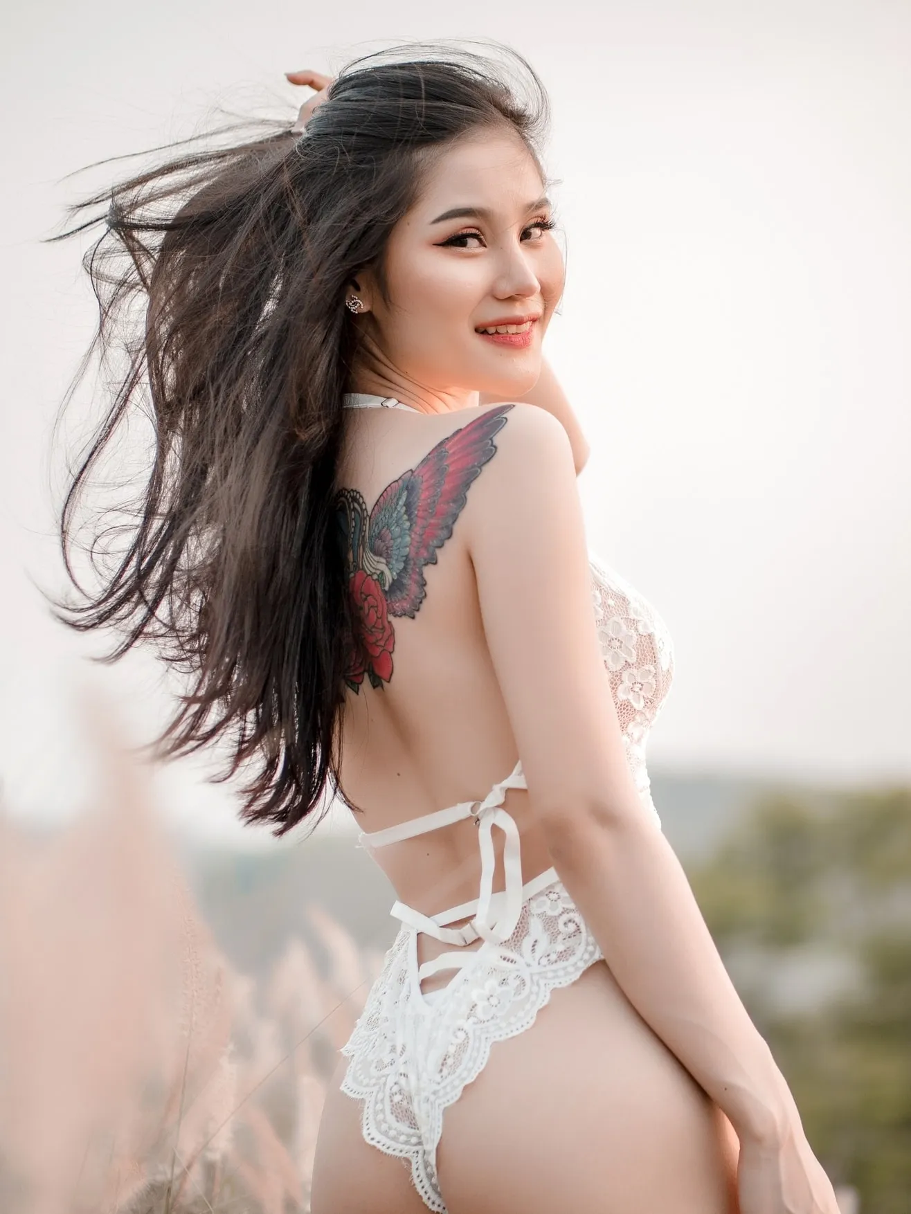 น้อง เอิร์น ณัฐชา นางแบบเซ็กซี่ อกบึ้ม หุ่นดี ผลงานการันตี 18+ 21