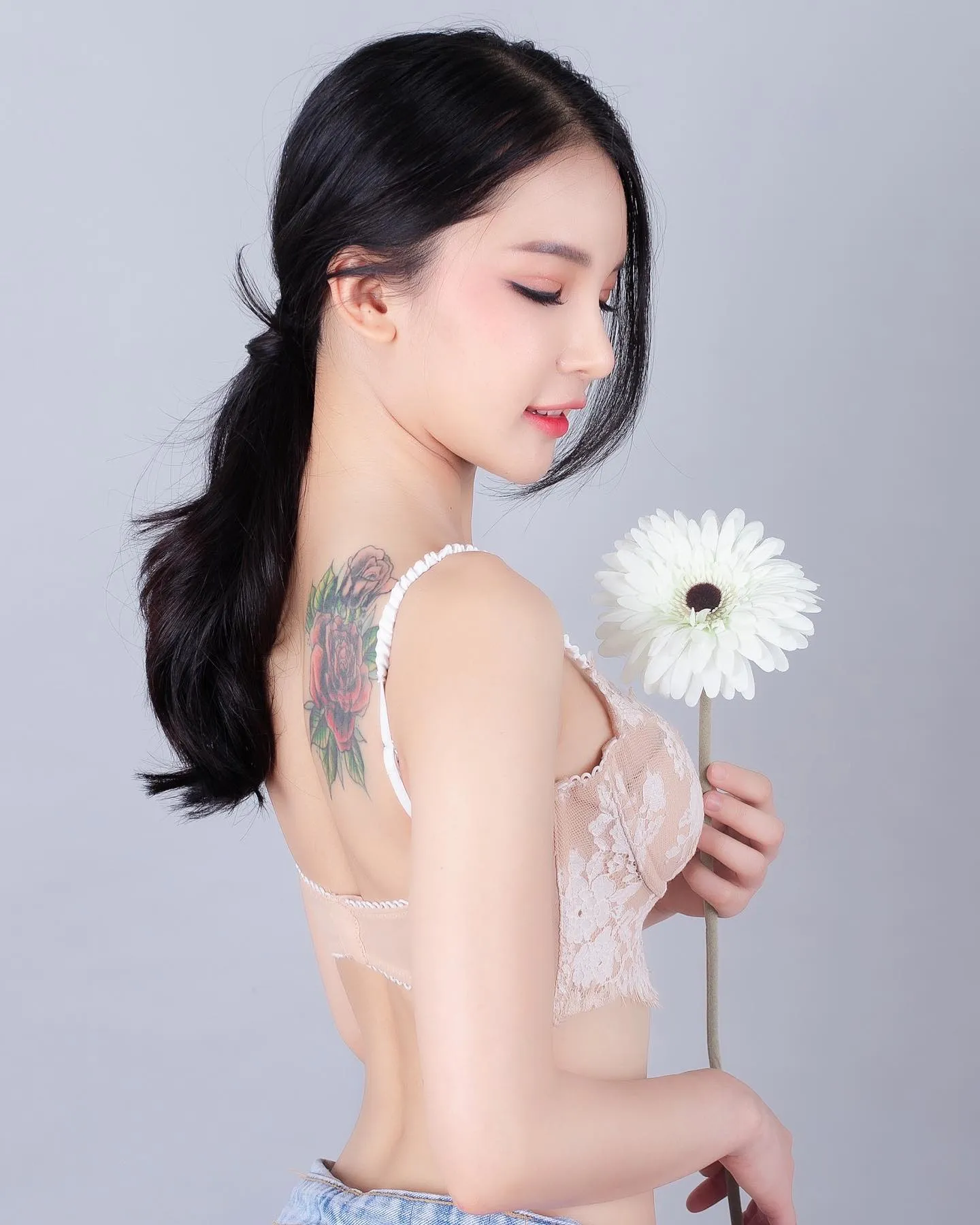 ปูเป้ ณัฐวี นางแบบสวยหวาน ลุคคุณหนูพราวเสน่ห์ 18