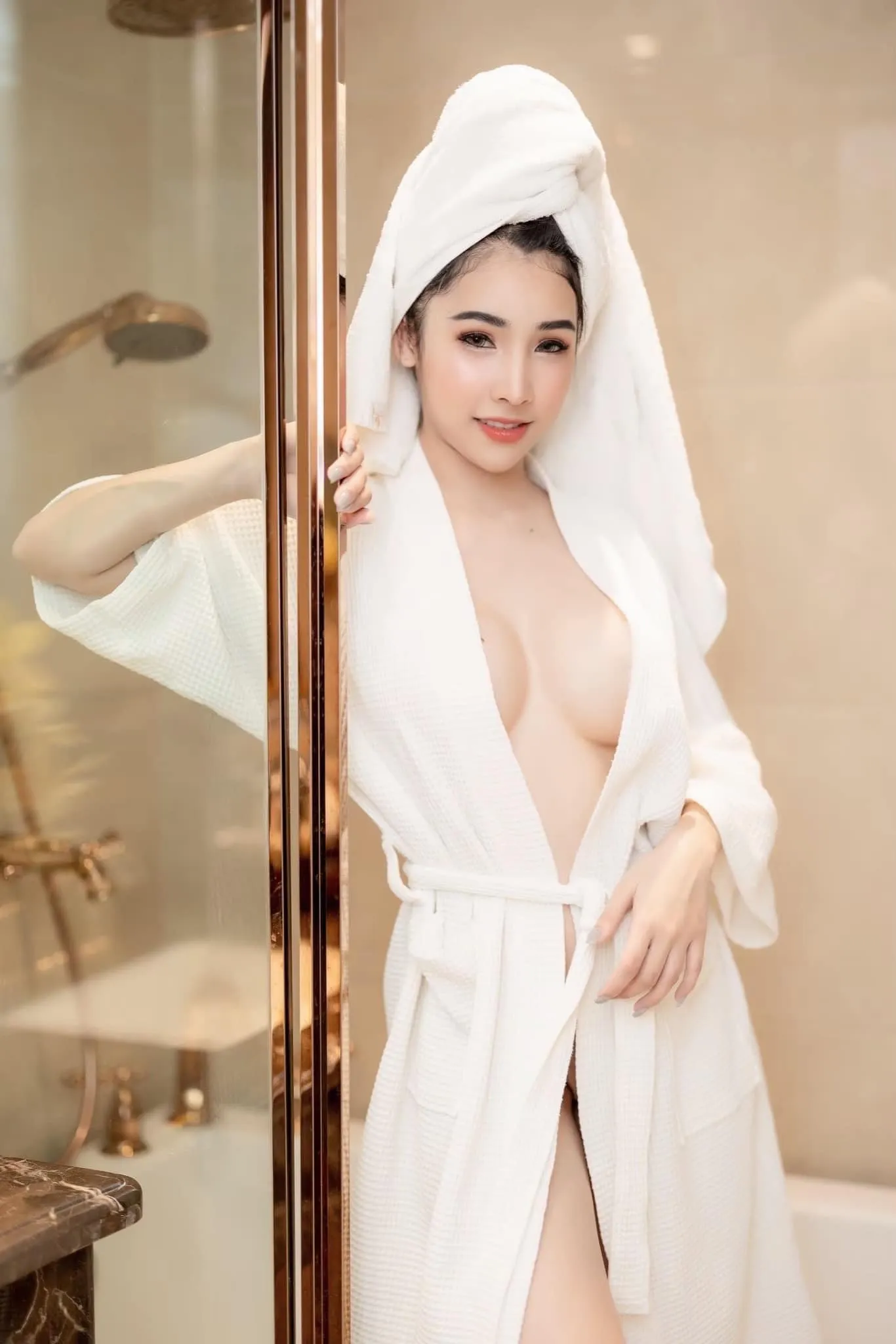 jarja Saranya นางแบบสุดฮอต จาก Onlyfans ยอดแสนซับ 18+ 5