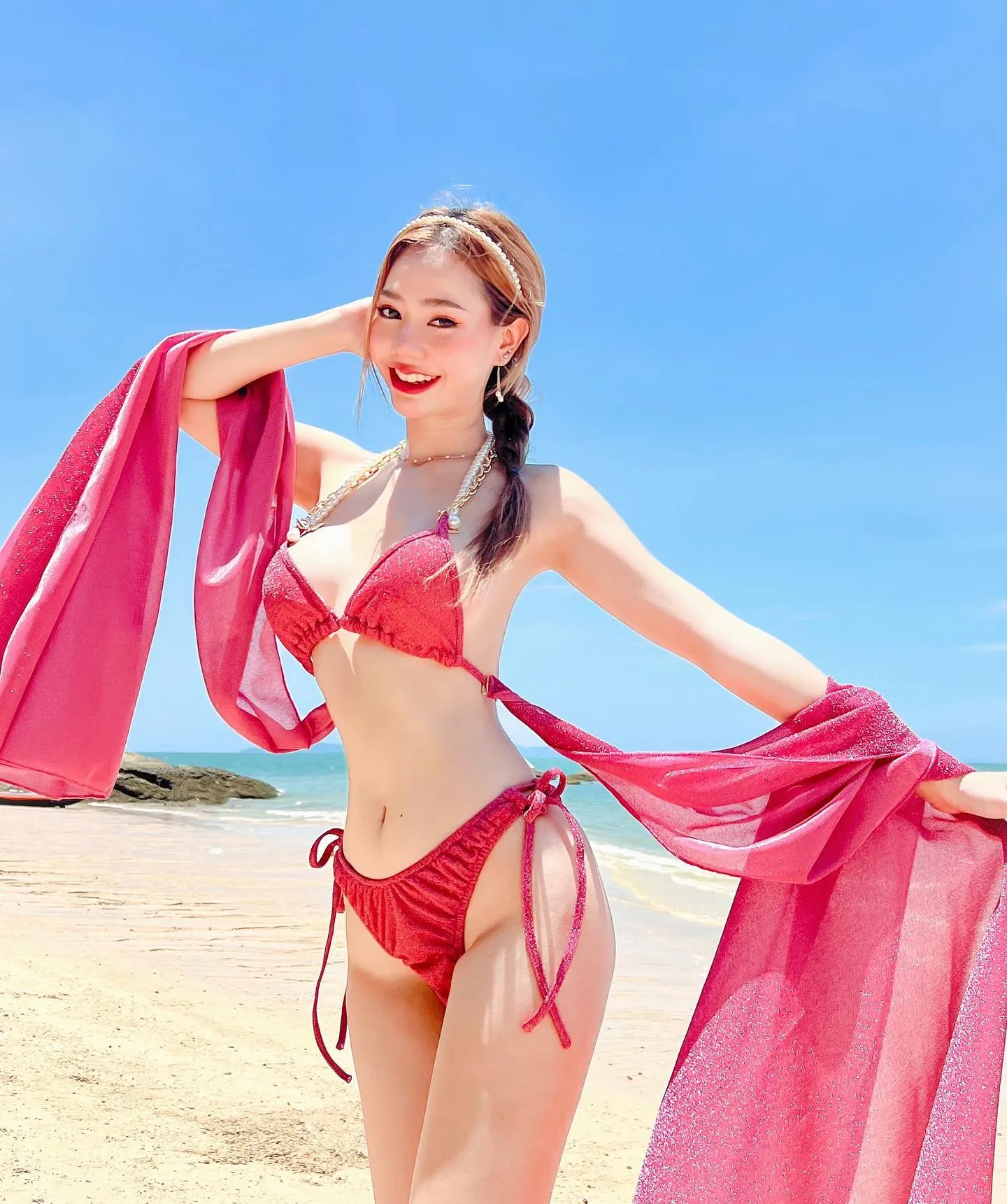 ฟักแฟง ธนัชชา อดีตสาวไทอิน ก็มาดิคร้าบ สู่การเป็นดีเจสุดเซ็กซี่ 1