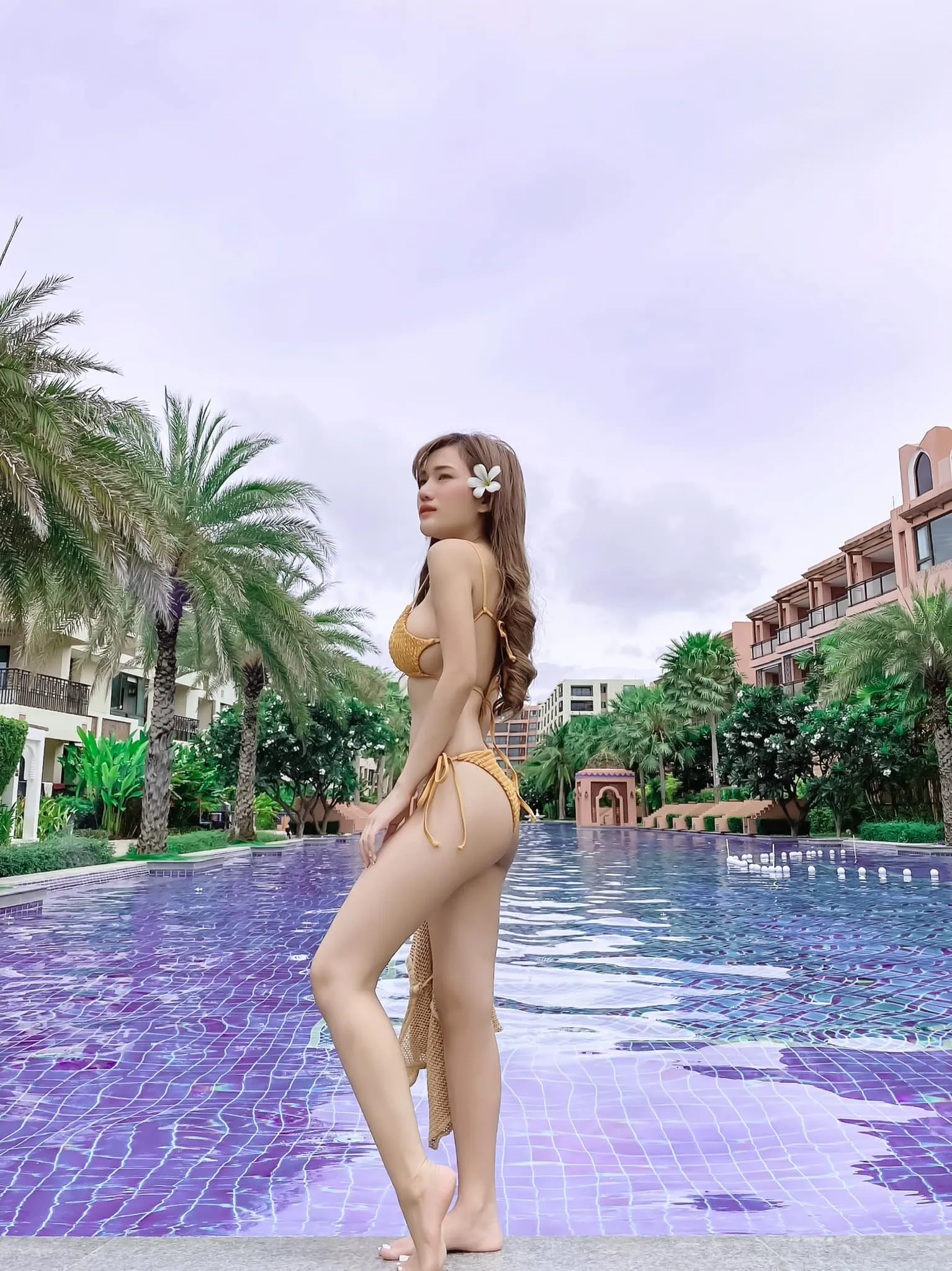 มีนา เรวดี นางแบบสุดฮอต โดดเด่น โด่งดังบน Onlyfans 3