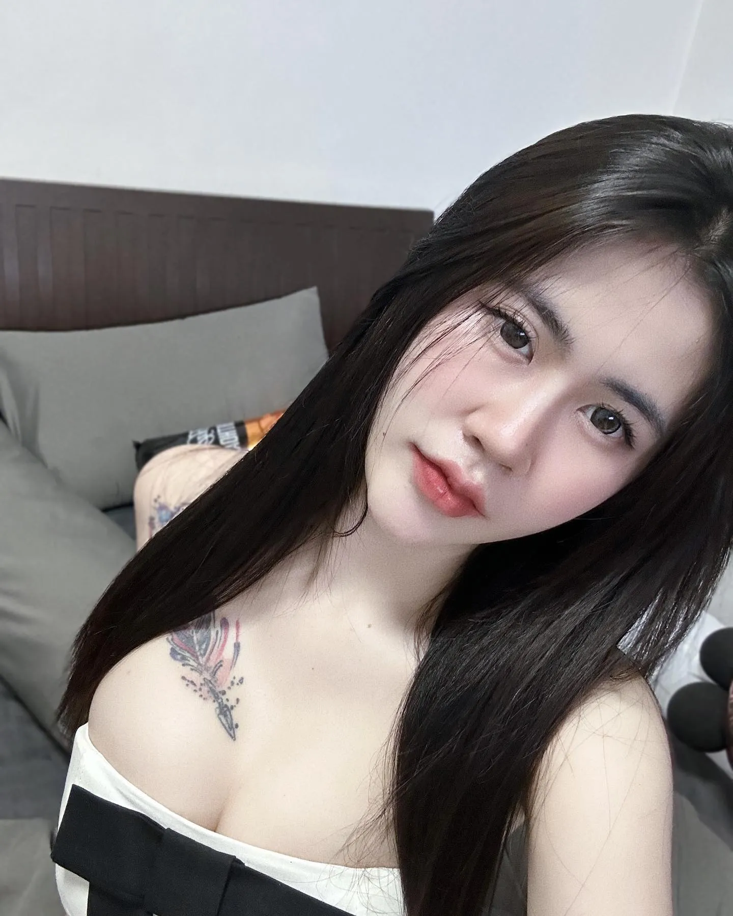 น้องโยกิ นางแบบเซ็กซี่ ปากอวบ หุ่นเพียว ขาวสวยทุกอณู สาว CupE 31