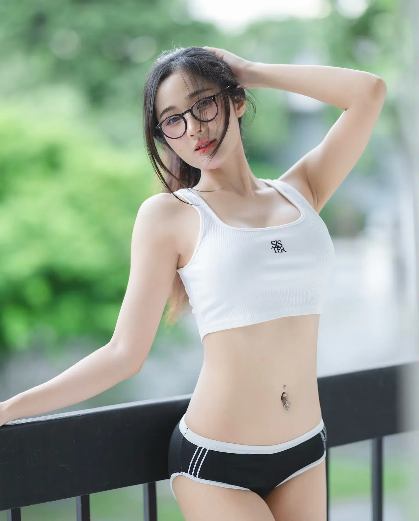 ตูนลี่ ณัฐนันท์ หรือ แก้ว สืบสันดาน นางแบบเซ็กซี่ ดีกรีนักแสดงสมทบ 20