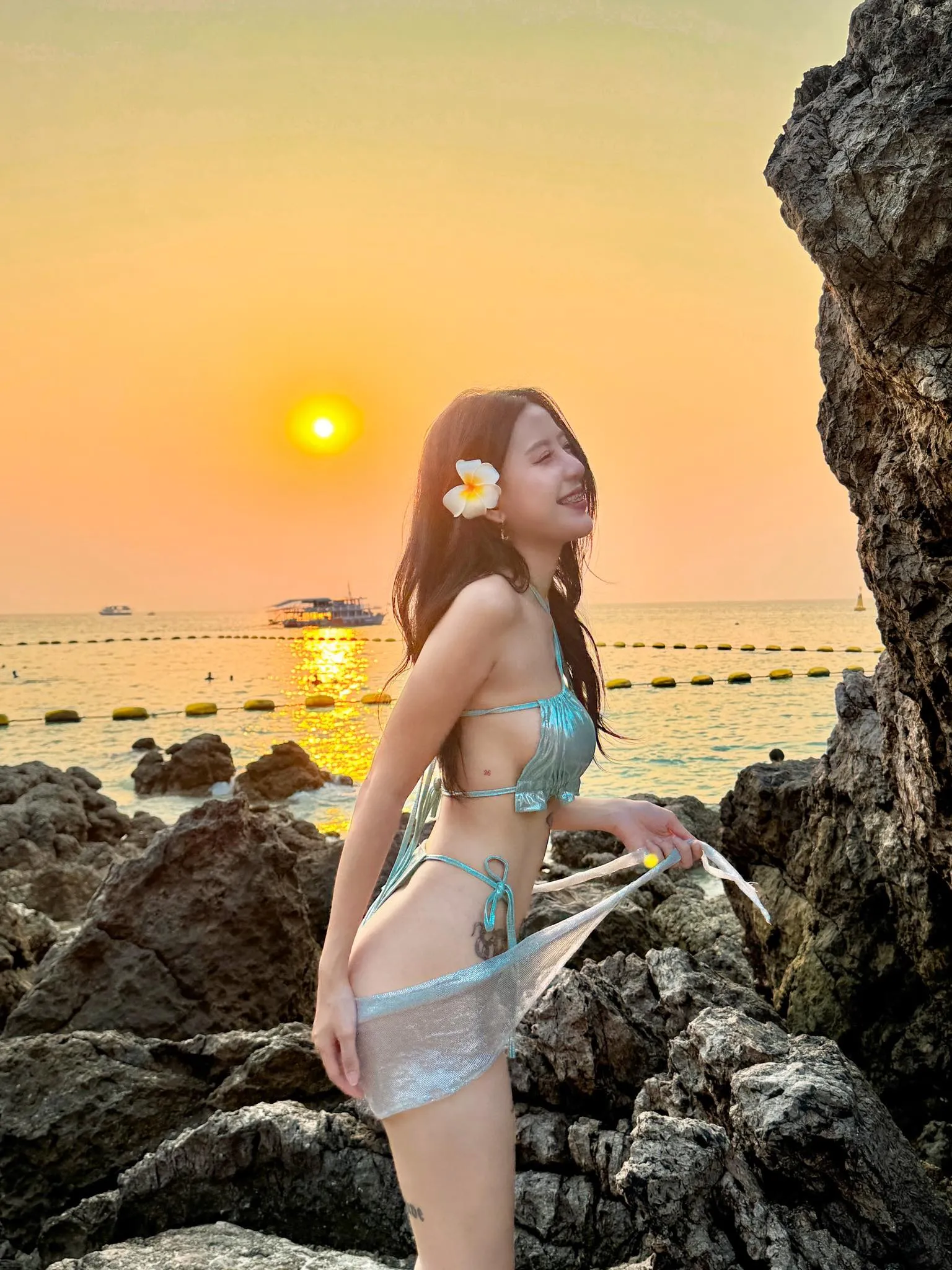 น้องน้ำทิพย์ Trithip สาว นศ. ผลงานเซ็กซี่สุดปัง จนต้องร้องขอชีวิต 38
