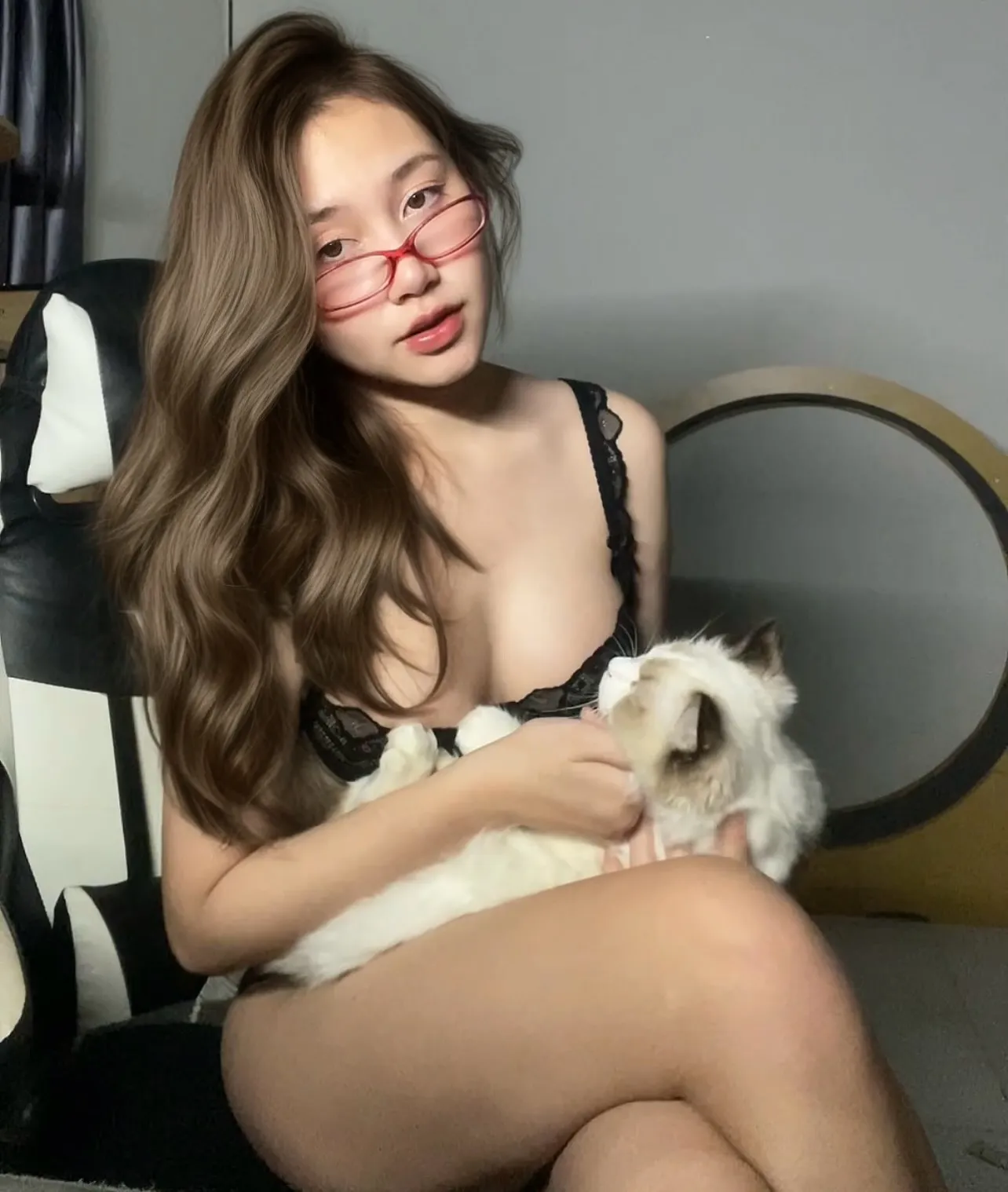 น้องไข่เน่า หรือ น้องตะวัน สาวสวยดาวเด่นชื่อดัง Onlyfans ผลงานปัง 17