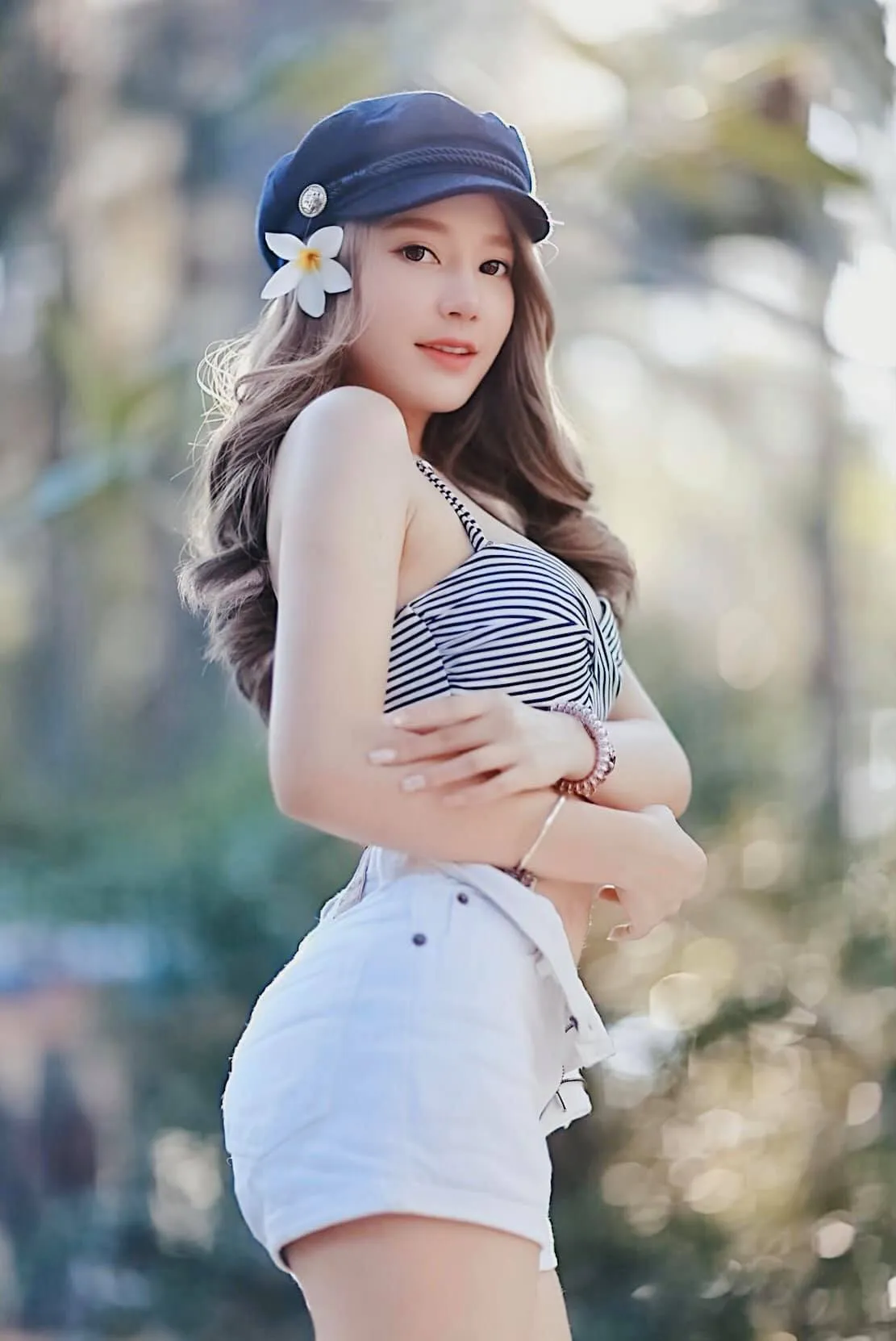 ตังมวย พริตตี้สาวสวย ผู้ขโมยดวงใจของแฟนคลับ ใครเห็นก็อยากรู้จัก 6