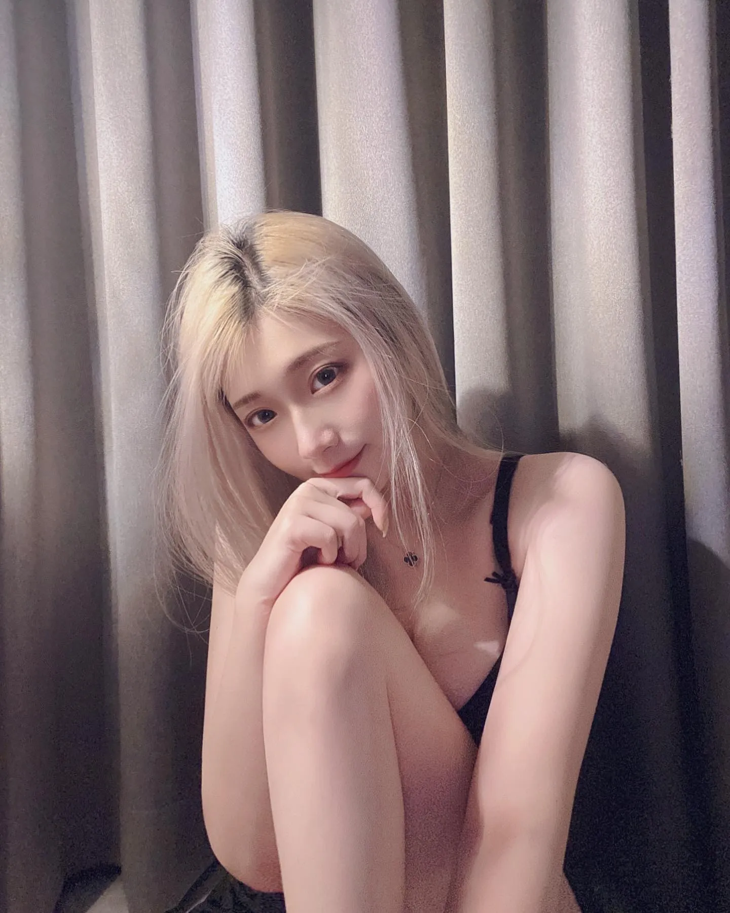 วิเวียน นางแบบสาวสวยชาวไต้หวัน อกอึ๋มสะบึ้ม 800cc แฟนคลับแห่วาร์ป 25