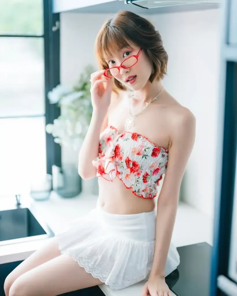 โนว์เบลล์มัทฉะลาเต้ อินฟลูเซอร์สาวสวยที่กำลังฮอตร้อนแรงแซงทางด่วน 40