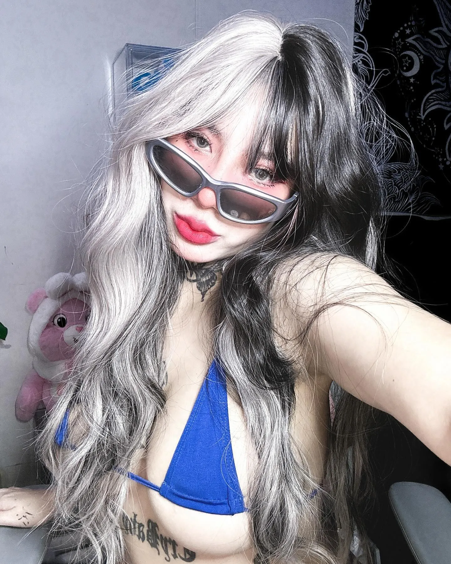 ไอริน โลกสีชมพู สาวสวยเน็ตไอดอลดาวยั่วสุดแซ่บมาแรงสาวลายสัก 18+ 19