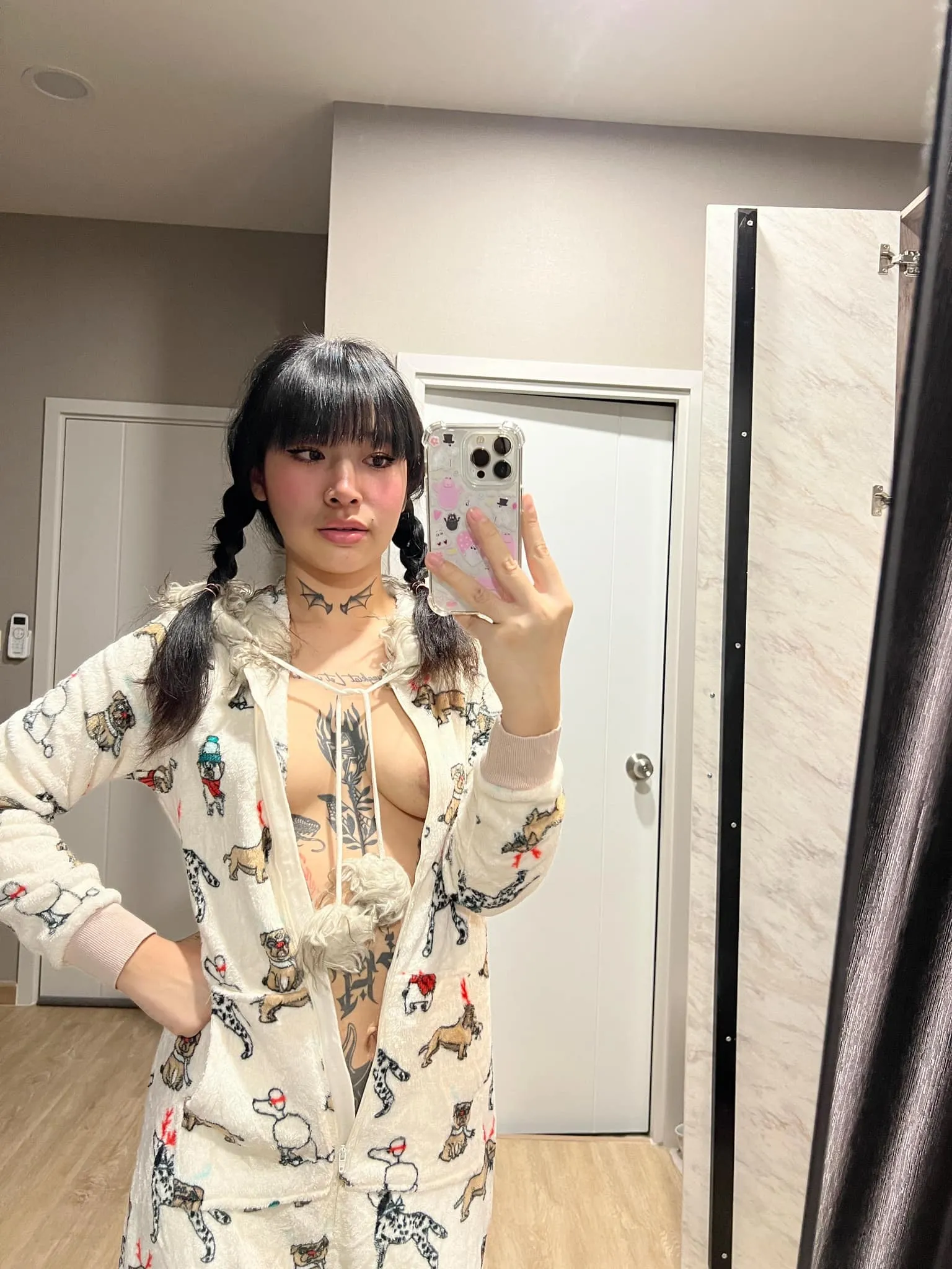 โอปอล์ Onlyfans หรือ โอปอล์จุ๊ป เน็ตไอดอลรอยสักเซ็กซี่ ผลงานเร้าใจ 25